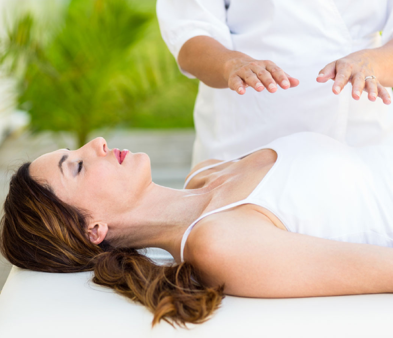 Healing Hands: Discover the Physical Benefits of Reiki